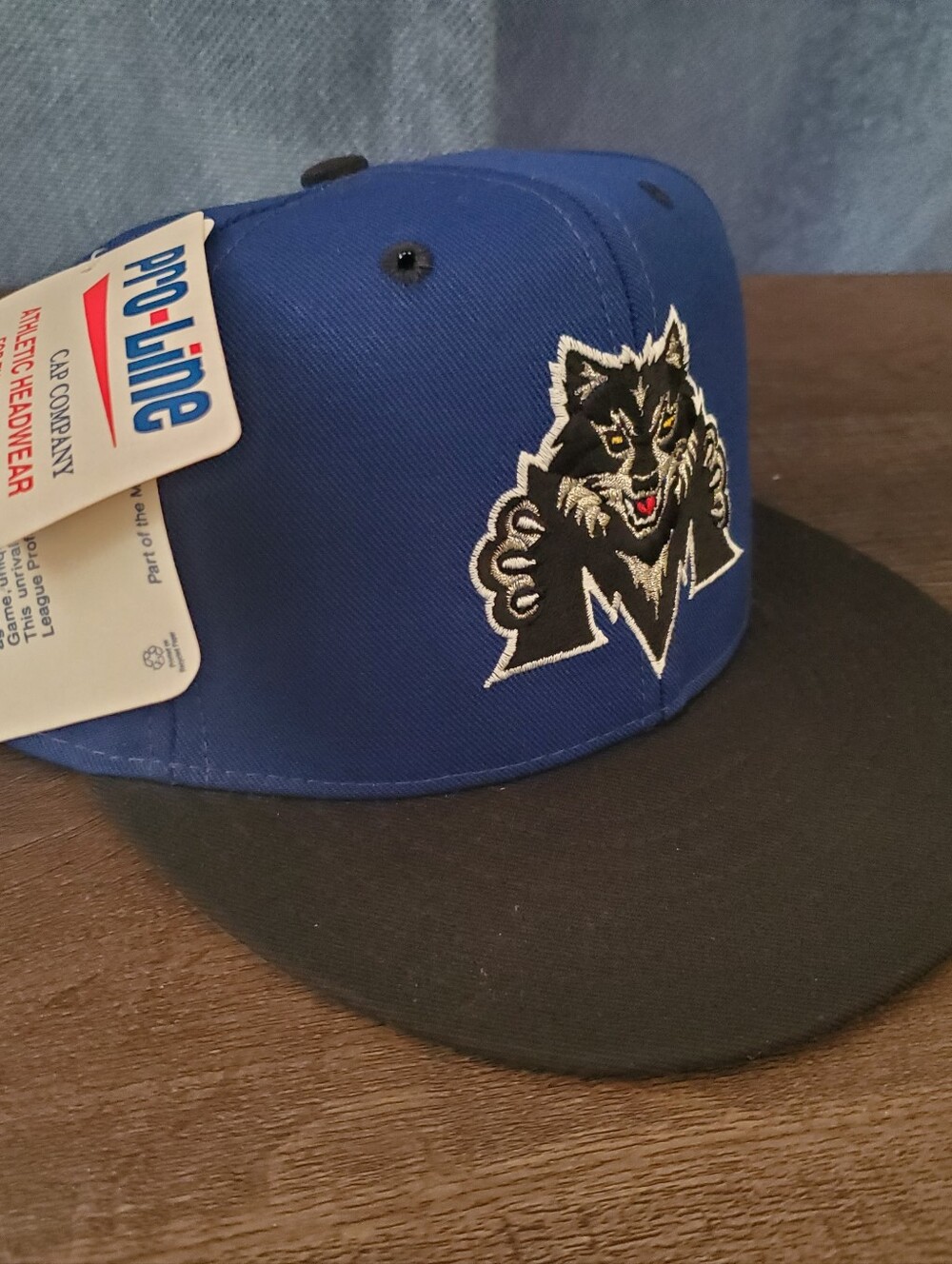 Vintage Pro-Line Madison Black Wolf Northern League Fitted Baseball Hat sz 7